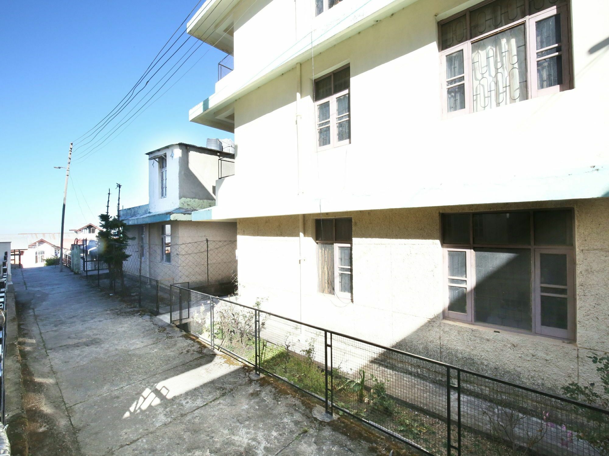 Elegant 3Bhk Abode In Shoghi, Shimla Apartment Exterior foto