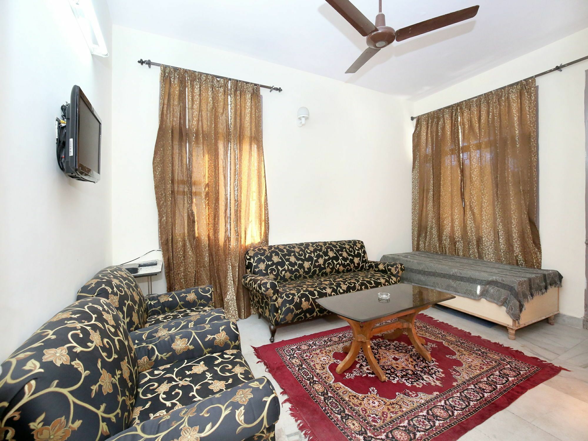 Elegant 3Bhk Abode In Shoghi, Shimla Apartment Exterior foto